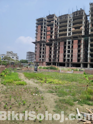 উত্তরায় বাজার মূল্যের চেয়ে কম মূল্যে জমির শেয়ার বিক্রয়